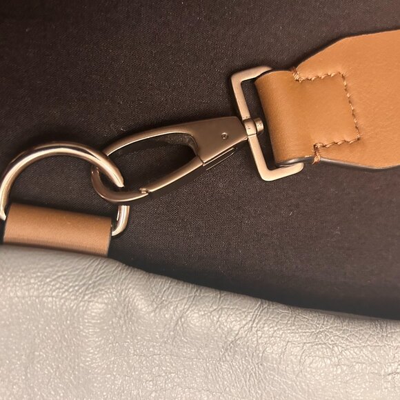 Gorgeous Brunello Cucinelli Large Leather Bag. - Picture 13 of 15